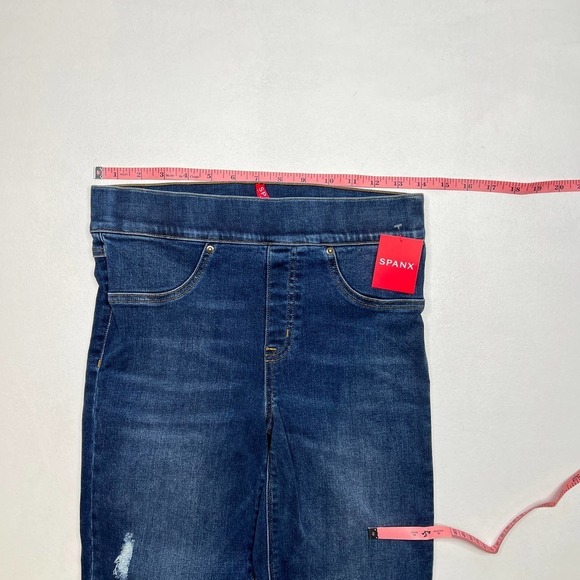 Spanx Distressed Ankle Skinny Jeans NWT Medium Wash Size Small - Picture 10 of 12
